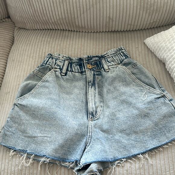 Zara Jean shorts Zara size 4 denim jean short mint condition - Picture 2 of 8